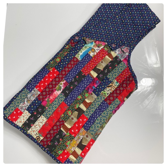 VINTAGE Handmade Patchwork Quilted Colorful Vest - Picture 5 of 13